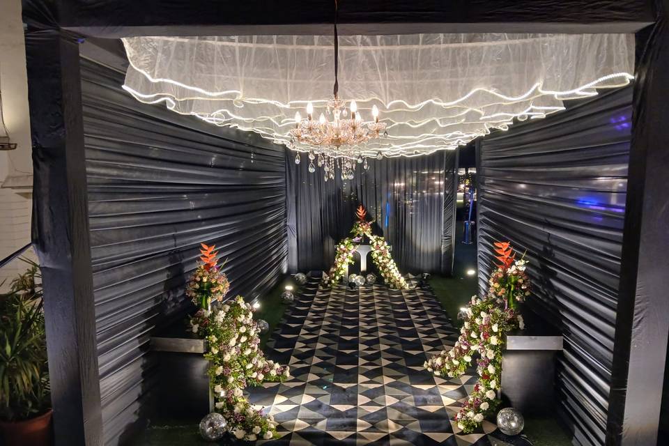 Luxera Hotel & Banquets