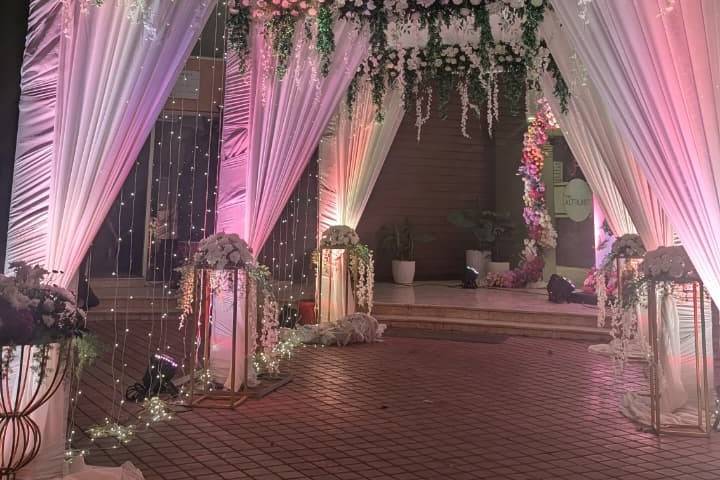 Entrance decor