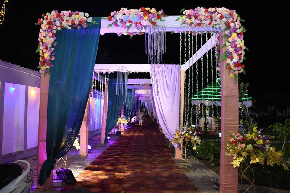 Entrance Decor