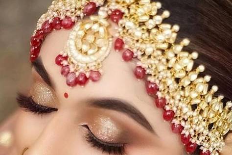 Bridal makeup