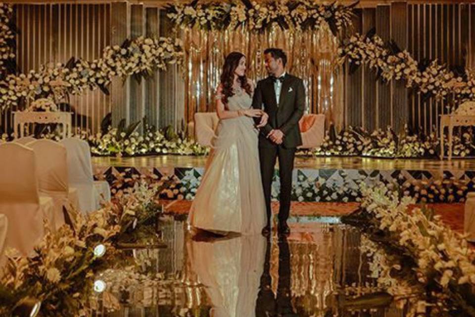 Entry bride