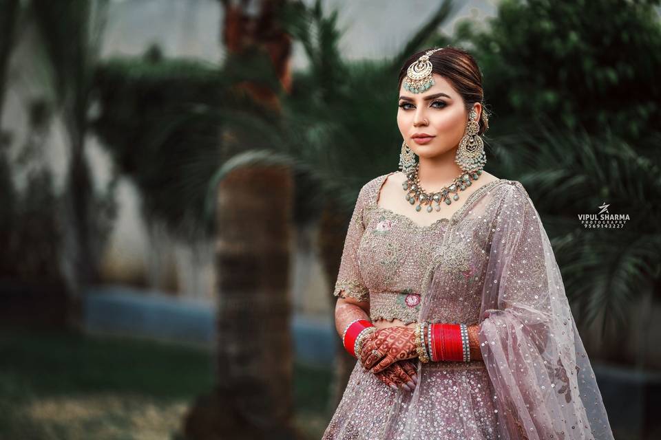 Bride Davinder jit Kaur