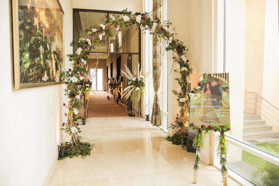 Entrance decor