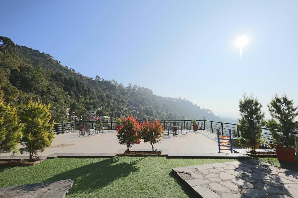 Lawn area