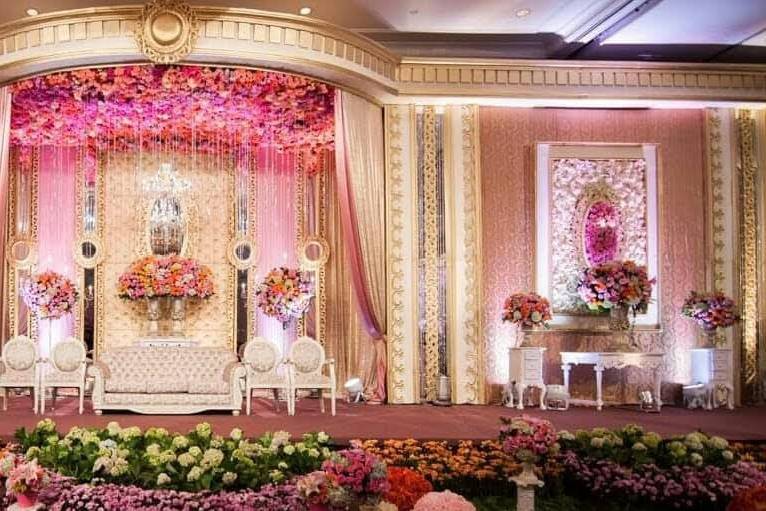 Stage decor
