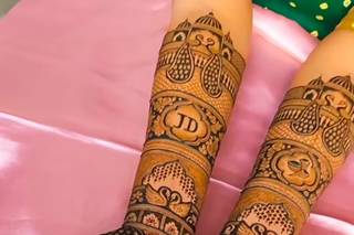 Hemant Mehndi Artist