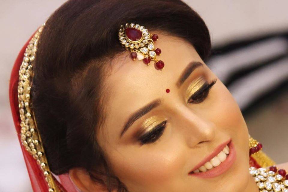 Bridal makeup