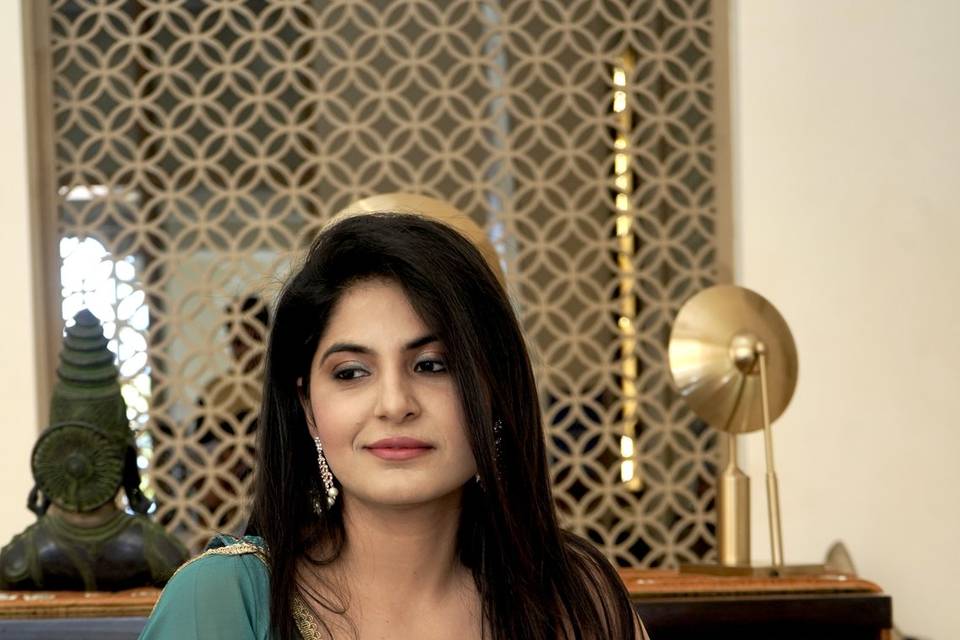 Saloni Thakkar