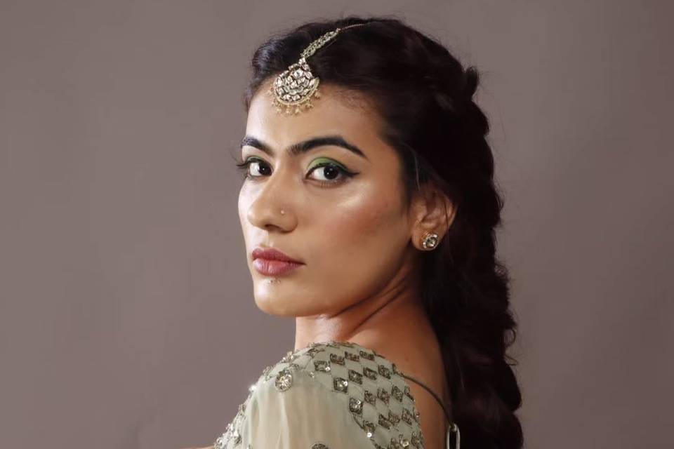 Party makeup