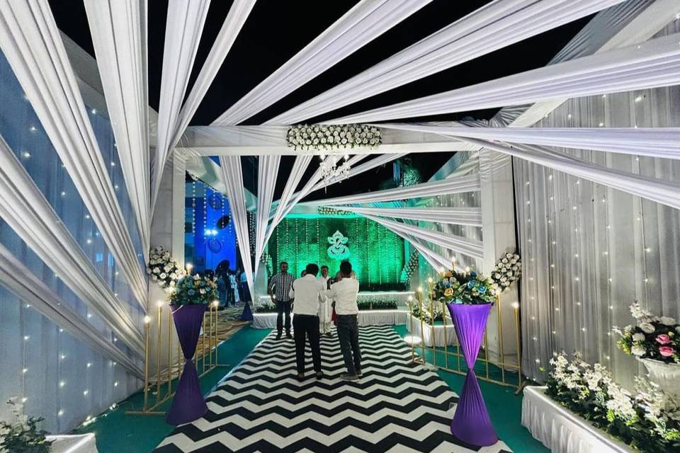 Entrance decor