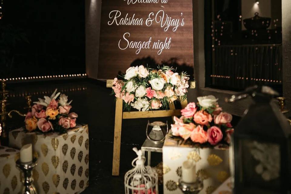 Classy Sangeet Easel Board