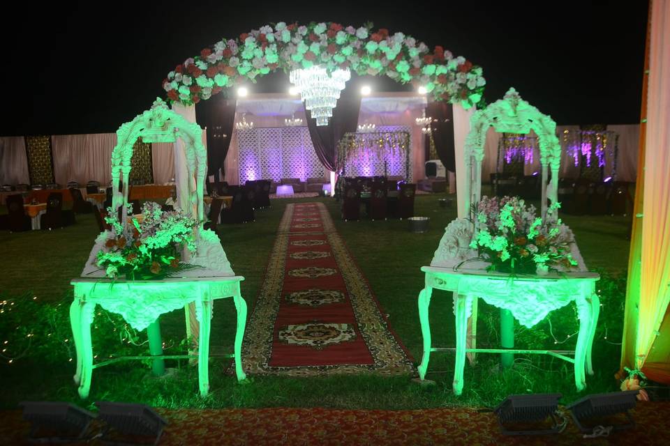 Entrance decor