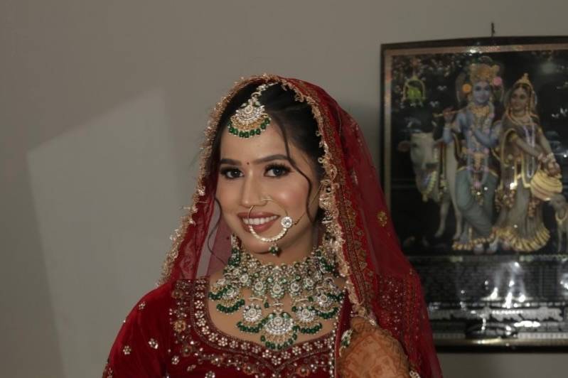 Bridal makeup