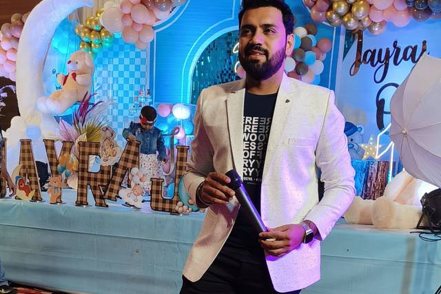 Anchor Akhil