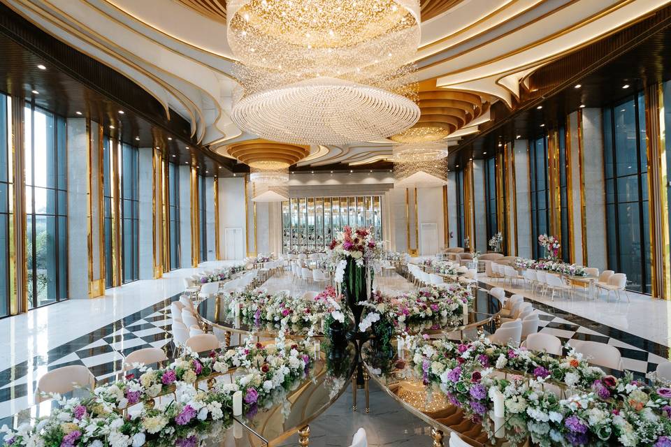 BANQUET HALL