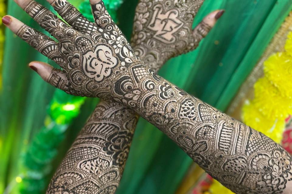 Bridal henna