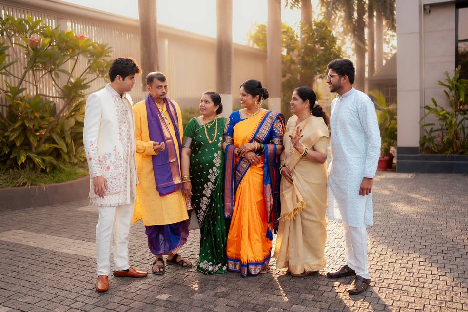 Mandar & Priya