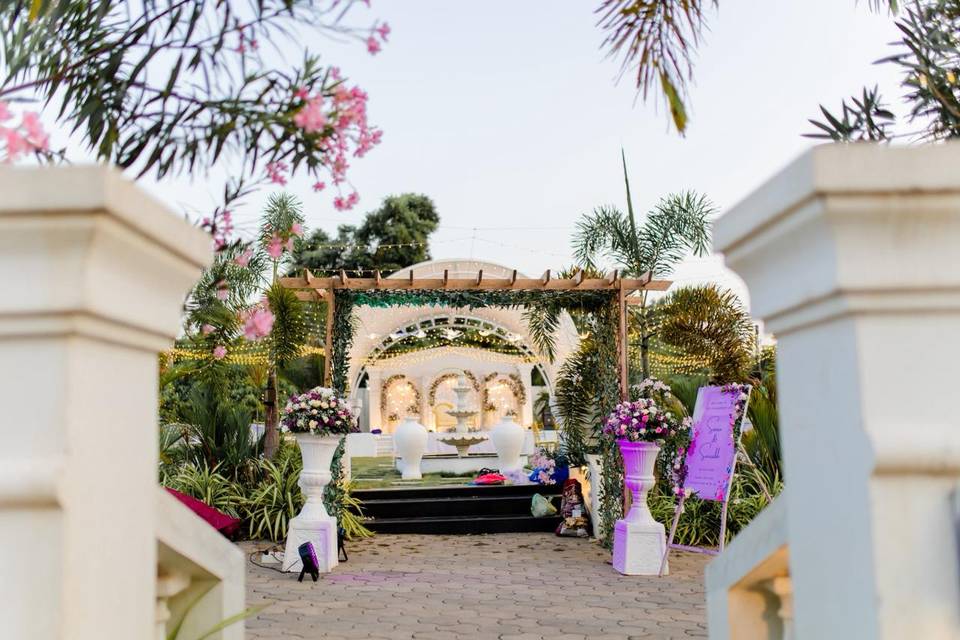 Entrance decor