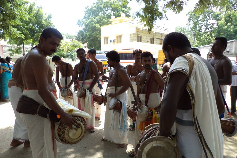 Panchavadyam