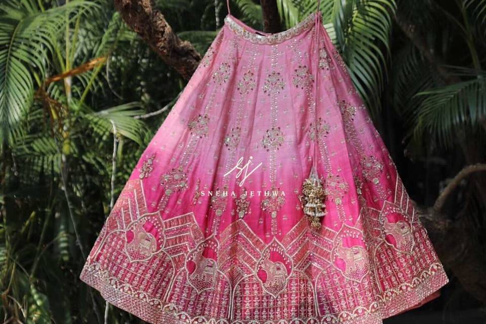 Designer lehenga