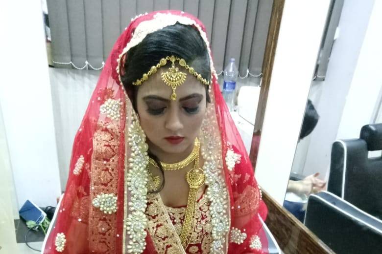 Bridal makeup