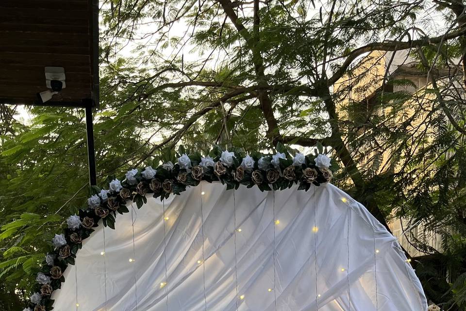 Entrance decor
