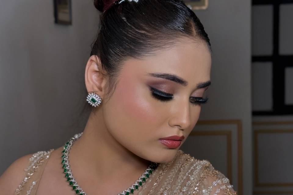 Party makeup