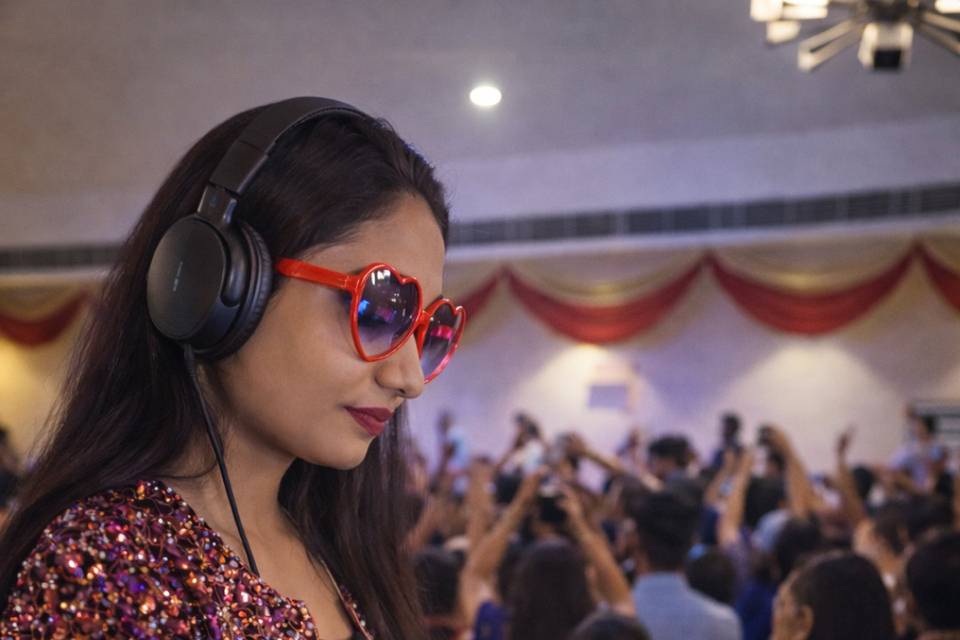 DJ YaS