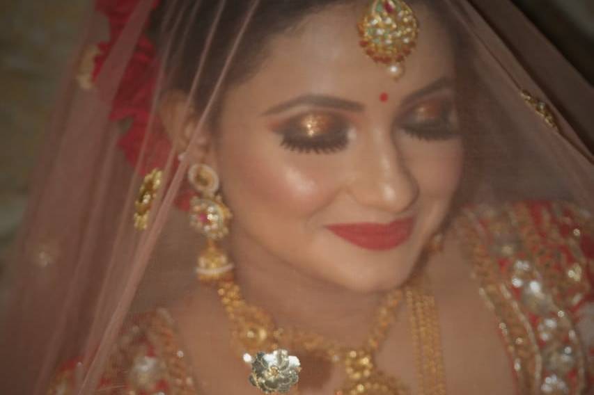 Bridal makeup