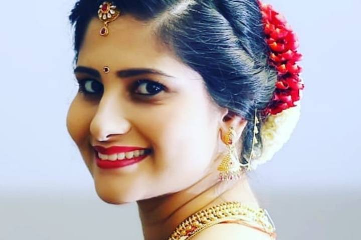Ashwini Beauty Parlour