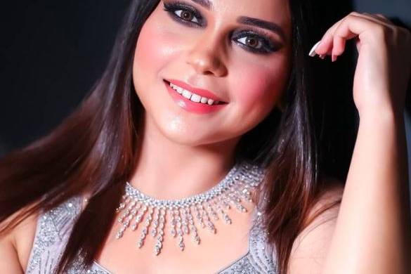 Party makeup