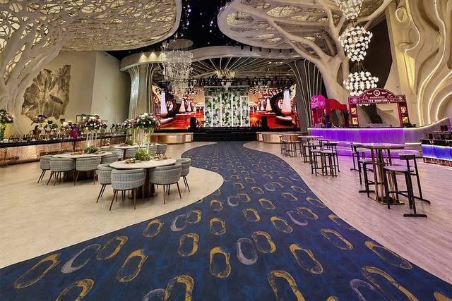 Banquet hall