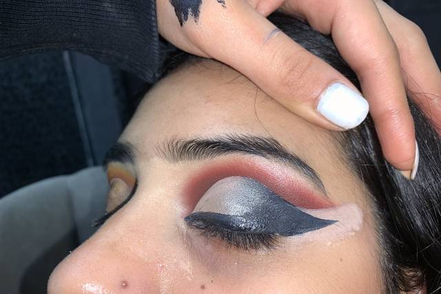 Party makeup