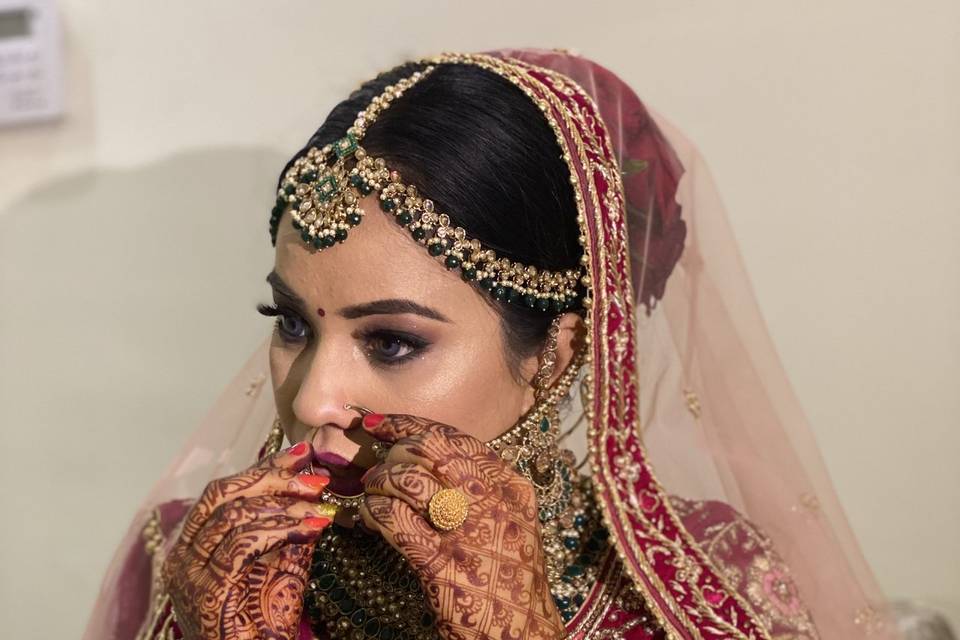 Bride Deepa Haldwani