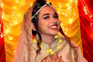 Husna Zubaida Makeup Artist