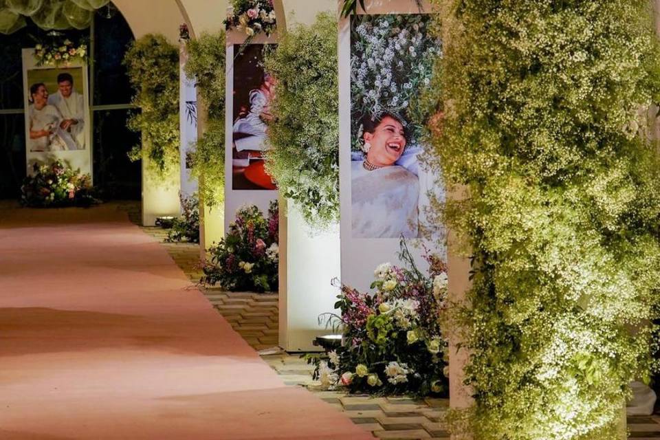 Entrance Decor