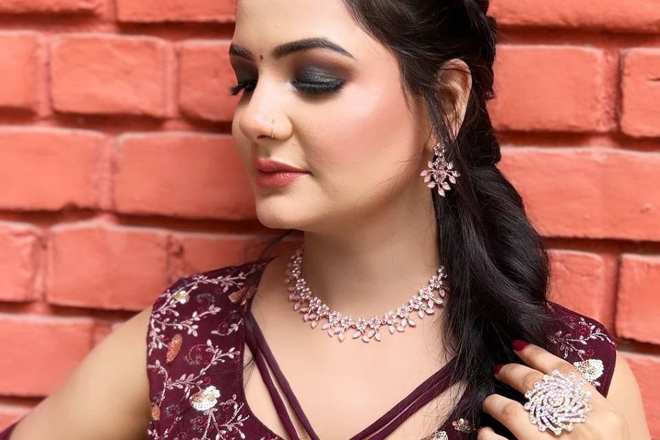 Cocktail makeup