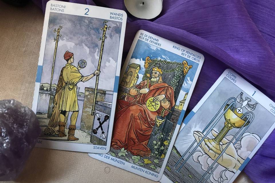 Tarot consults and classes