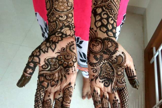 Mehndi Artists – Yogasrivari – Wedding – Organizers