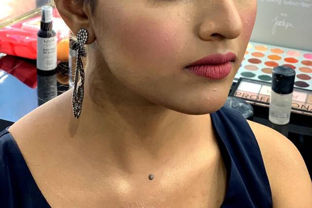 Party makeup