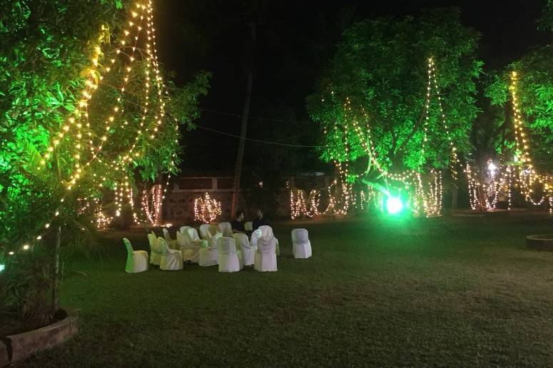 Wedding decor and lighting