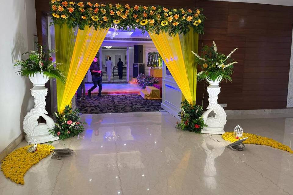 Entrance Decor