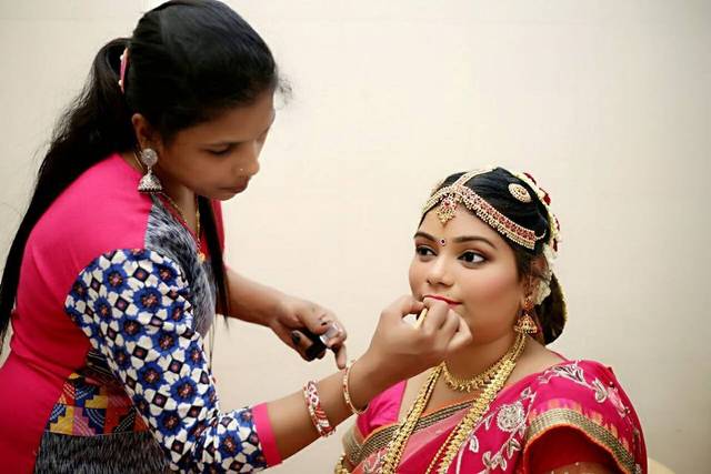 Nithu Bridal Makeup Artist