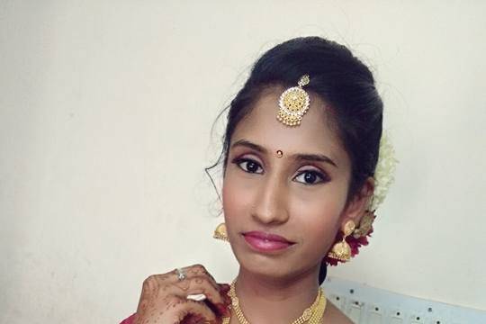 Nithu Bridal Makeup Artist