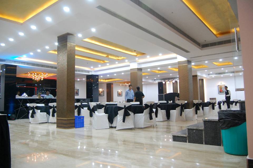 Banquet hall with round tables