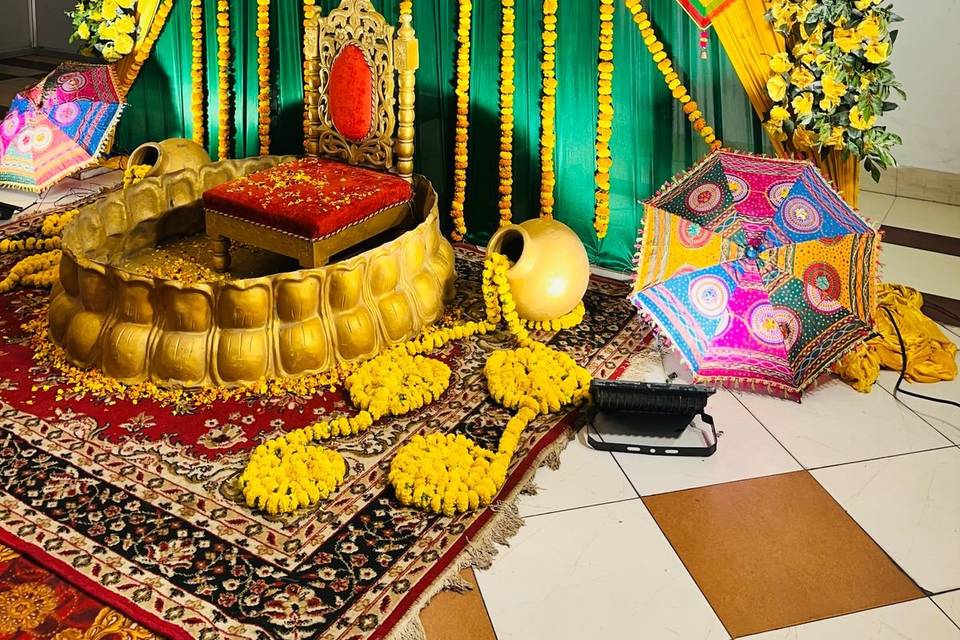 Main decor
