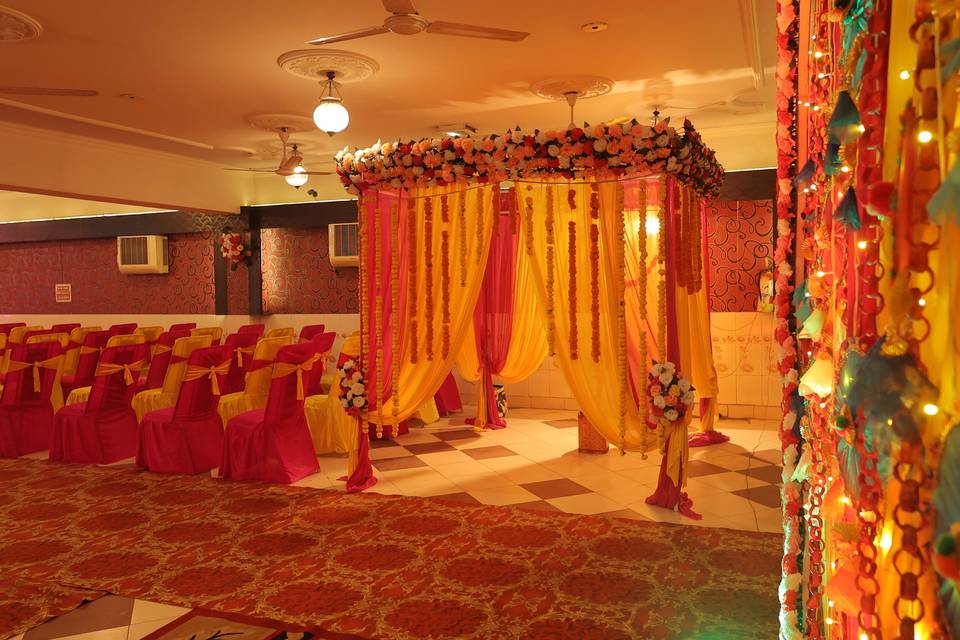 Banquet hall