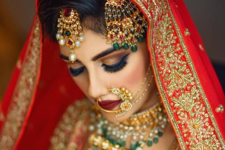 Bridal makeup