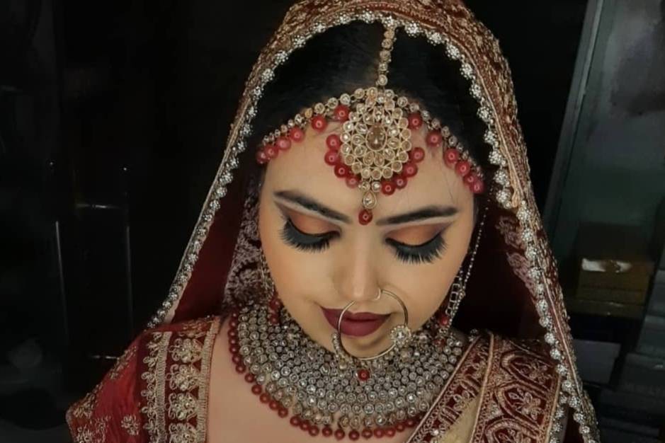 Bridal makeup