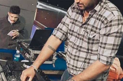 DJ Harish, Baradwar